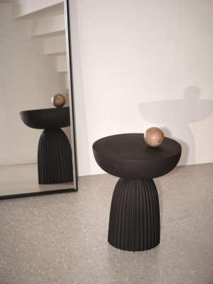 Expose side table, black aluminium