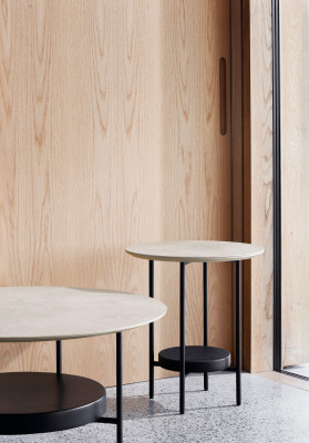 Madrid side table, light grey ceramic