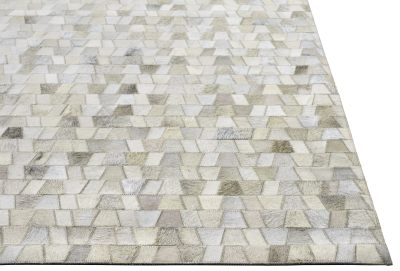 Cosmo rug, light grey leather hide/wool