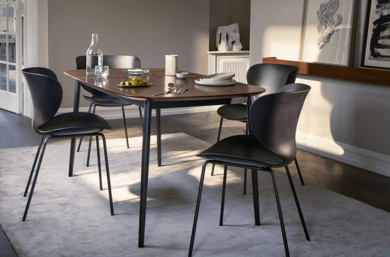 Kingston extendable dining table, white lacquered