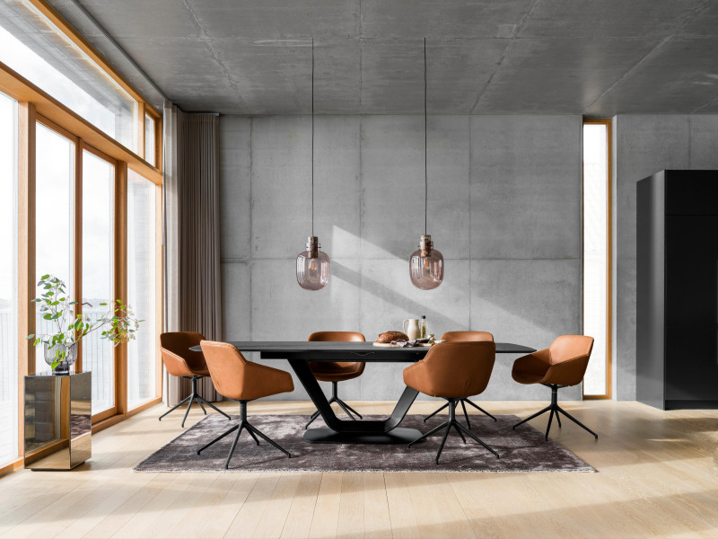 Alicante extendable dining table, white lacquered