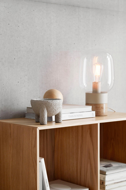 Como wall system, light grey lacquered