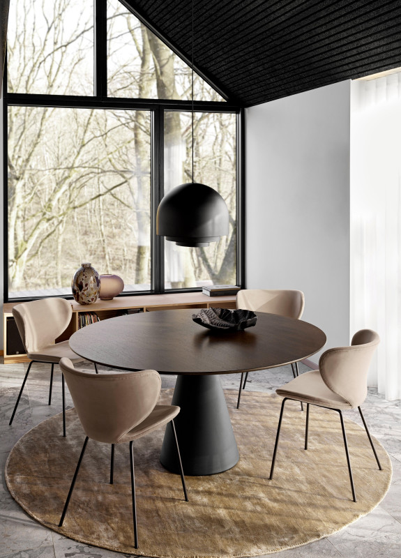 Madrid dining table, white wood