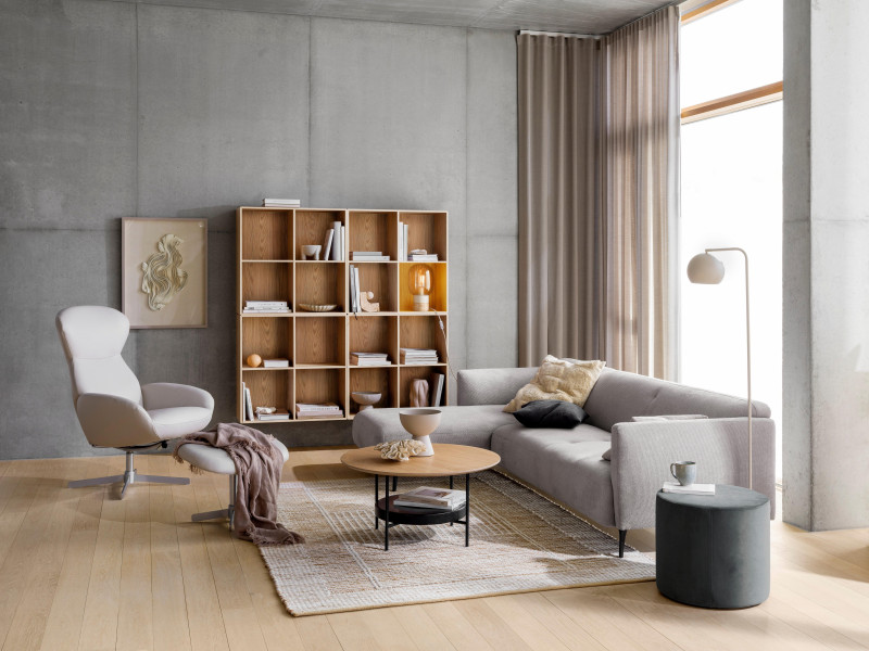 Kip floor lamp, yellow metal