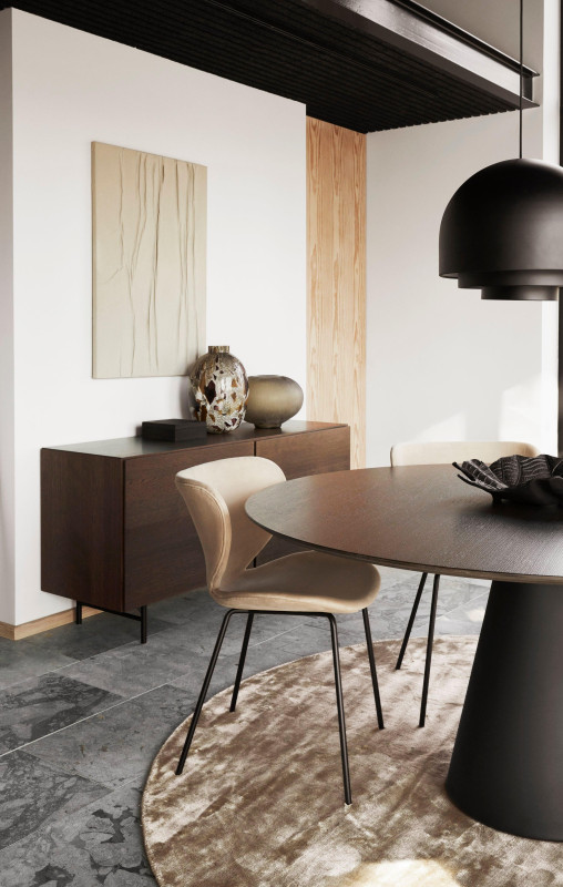 Madrid dining table, white wood