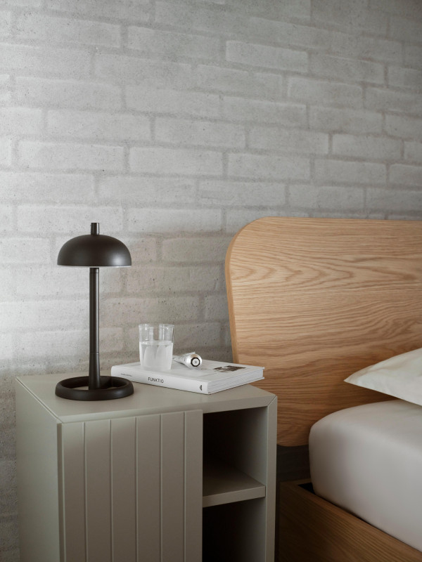 Paris table lamp, black metal