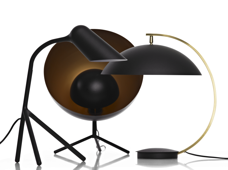 Curious table lamp, black metal