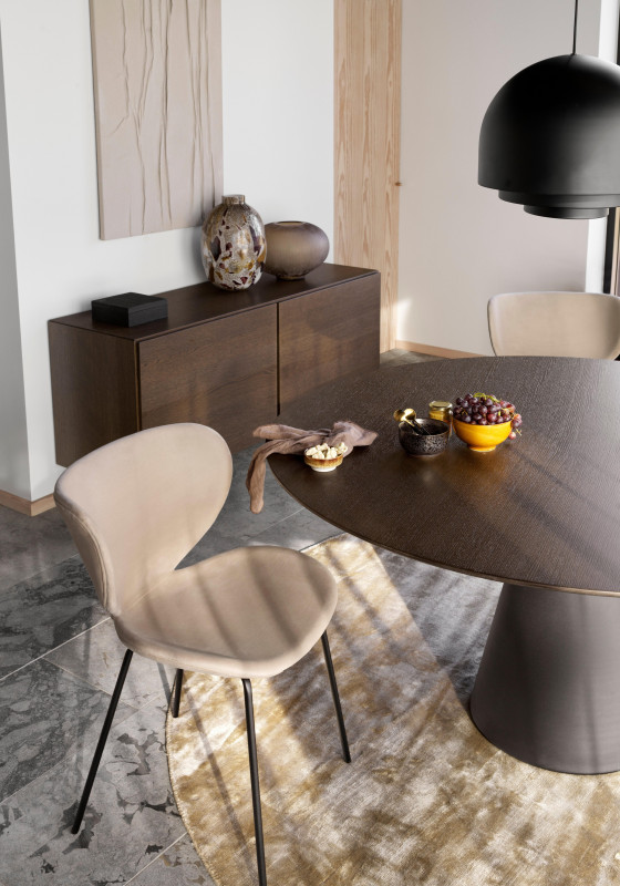 Madrid dining table, white wood