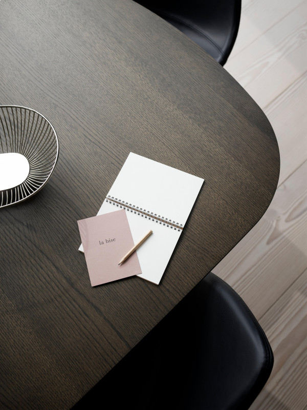 Ottawa extendable dining table, white lacquered